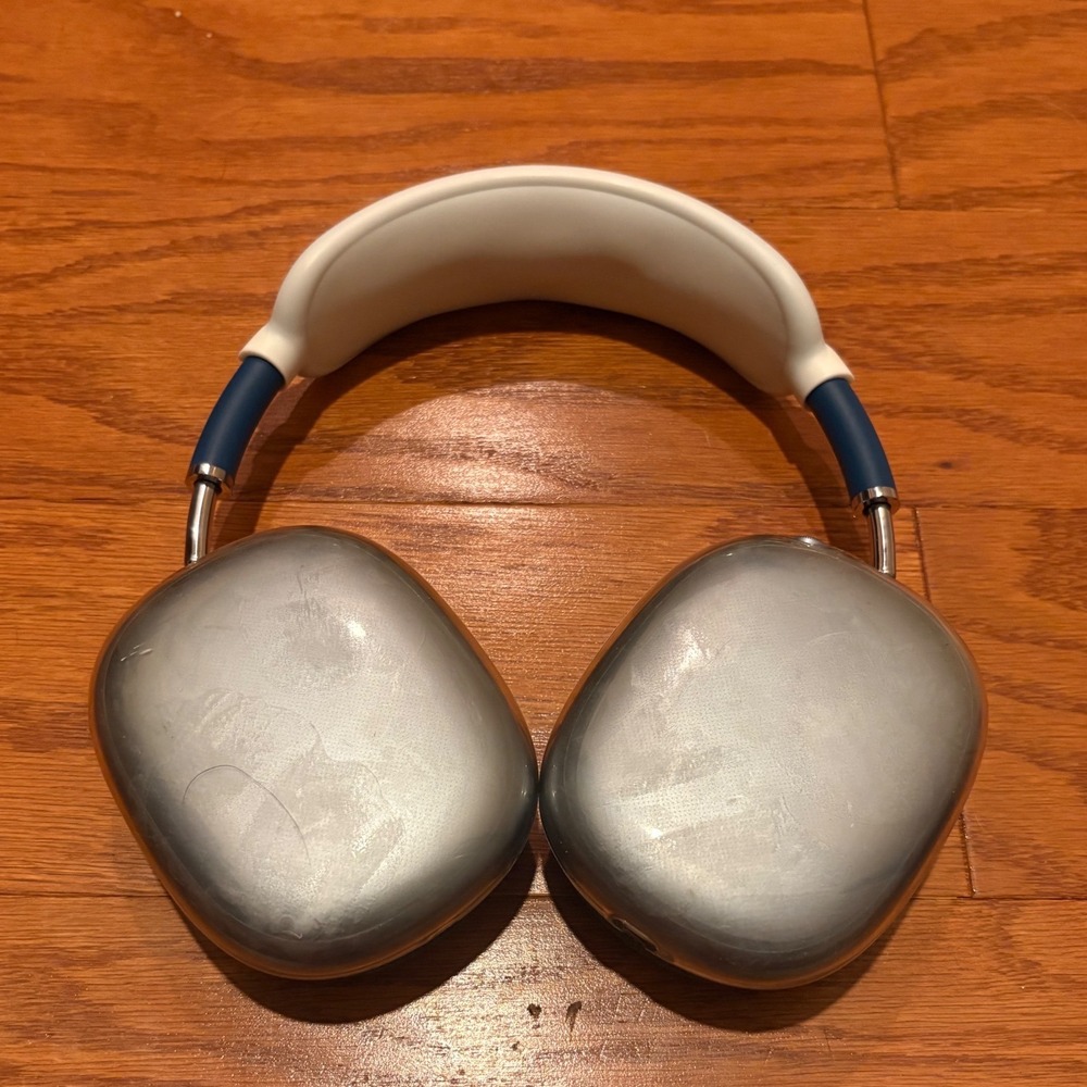 Apple AirPods Max Wireless OverEar Headphones Sky Blue Noise Cancelling 1st gen